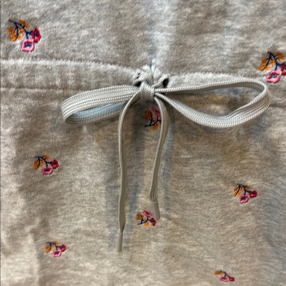 Draper James Gray Sweatshirt Dress, Pink Floral Embroidery, Size Large, Preowned - Picture 3 of 9